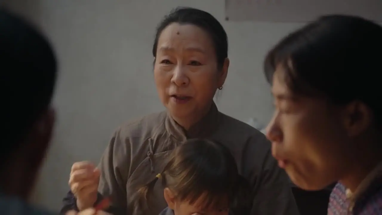 Шесть сестёр кадр №2