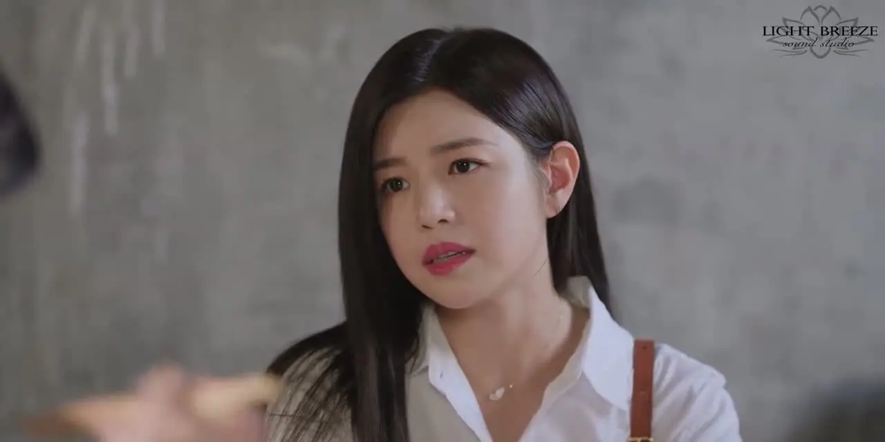 Бабочка-снайпер обложка