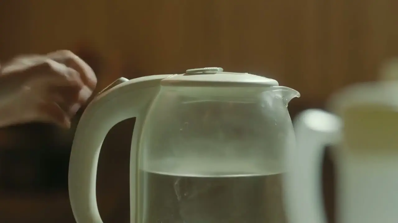 Любящие незнакомцы обложка