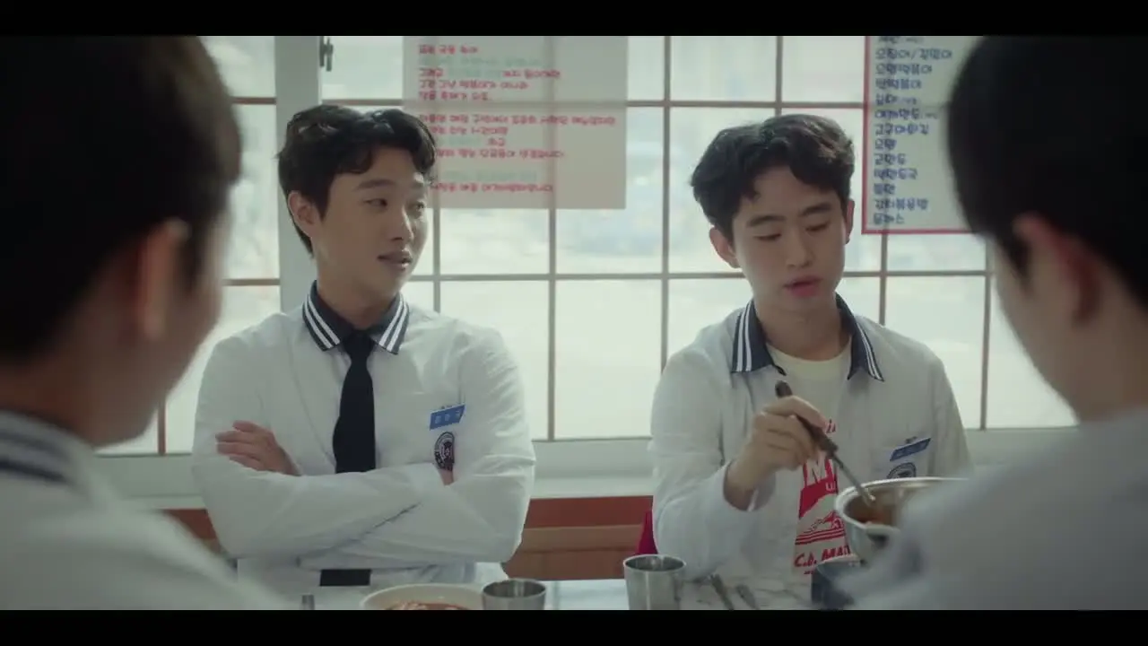 Весенняя лихорадка кадр №1 Весенняя лихорадка кадр №1